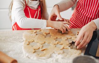 préparation biscuits de Noel